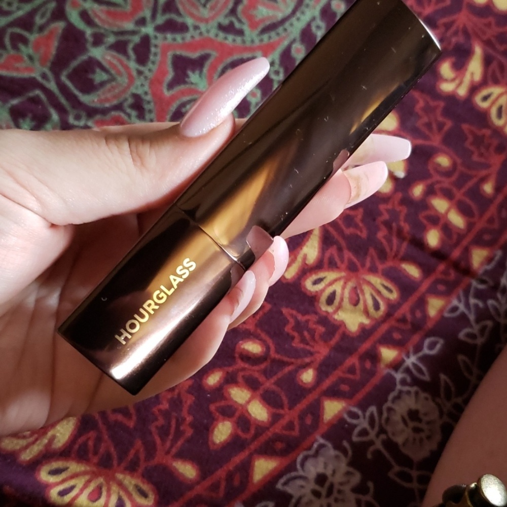 Hourglass vanish stick foundation in sable